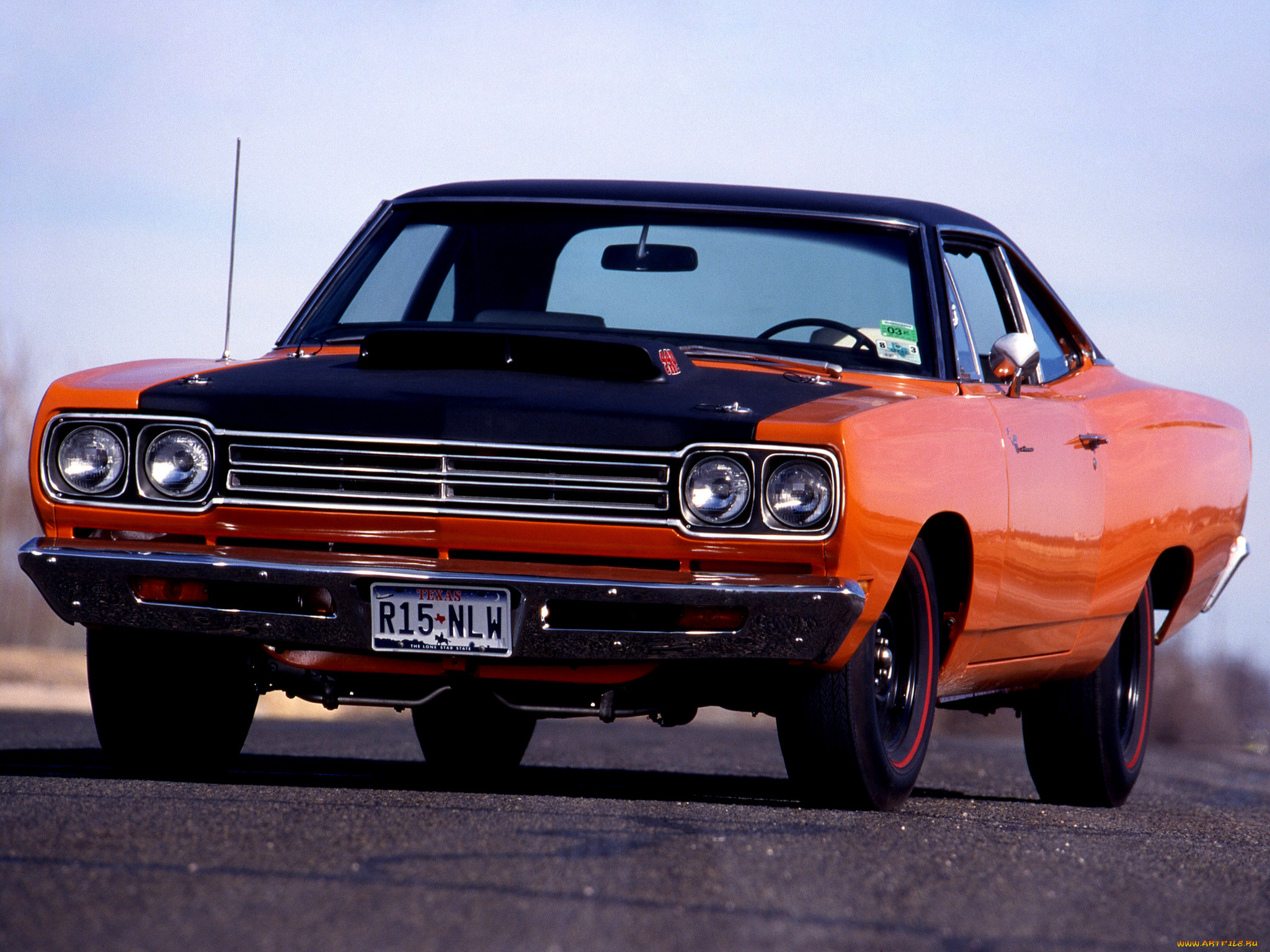 Plymouth road. Плимут роад раннер 1969. Plymouth Roadrunner 1969. Plymouth Roadrunner 1969 440. Машина Plymouth Roadrunner.